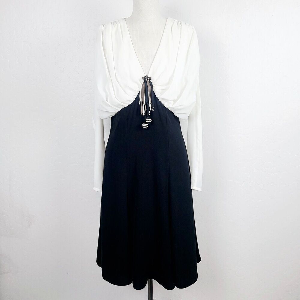 Spencer Alexis‎ Dress 8 Cream Black Fringe Beads V-Neck Long Sleeve Knee Length